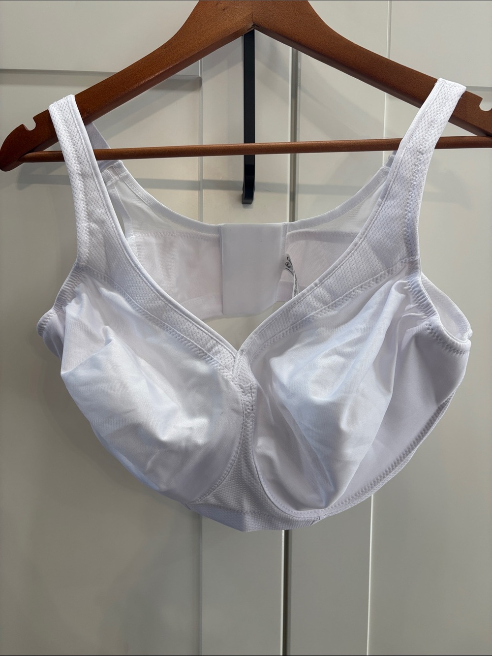 Glamorise White Full-Coverage Support Bra